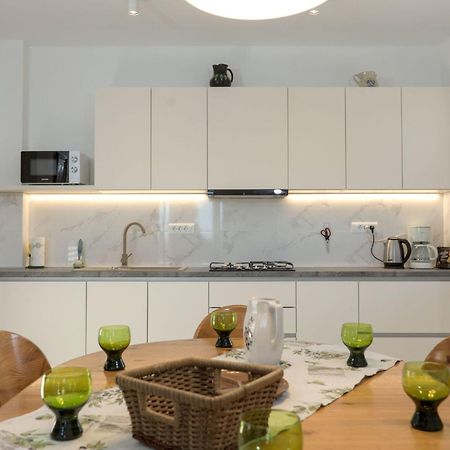 Apartment Bellevue - Pul331 By Interhome Pjescana Uvala Eksteriør billede