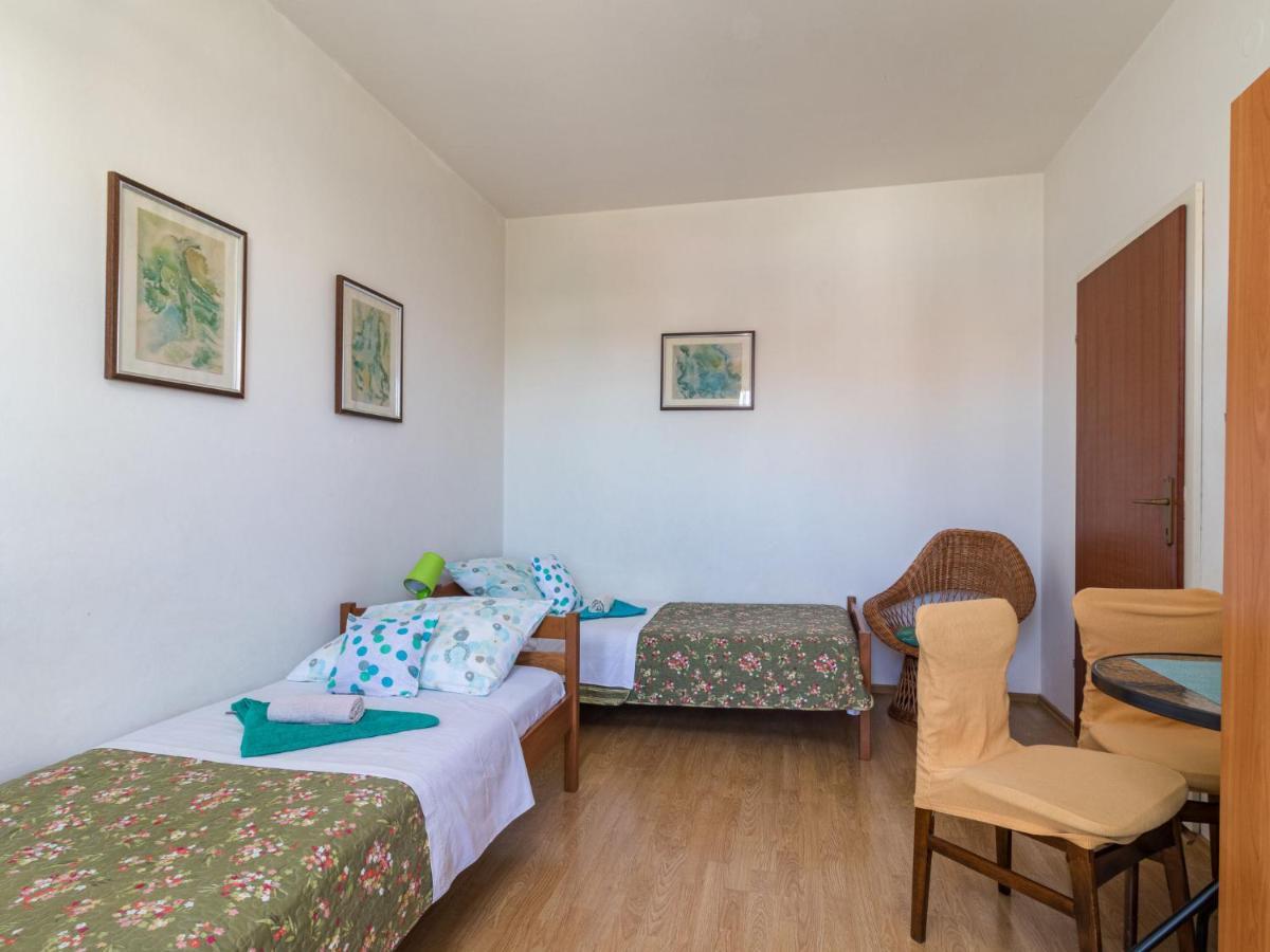 Apartment Bellevue - Pul331 By Interhome Pjescana Uvala Eksteriør billede